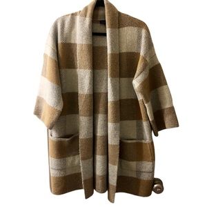 Oversized Neutral Open Front Sweater Size L